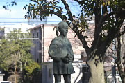 冬、彫刻「希望 / Hope」 - 片倉城跡公園